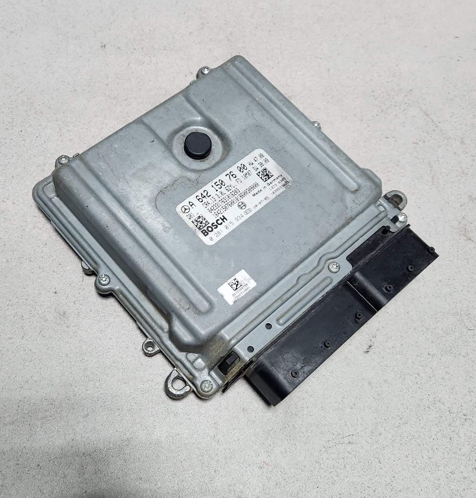 Benz Engine Control Unit A6421507600 320 CDI 350 CDI 3.0L 6 ZYL DIESEL ECU