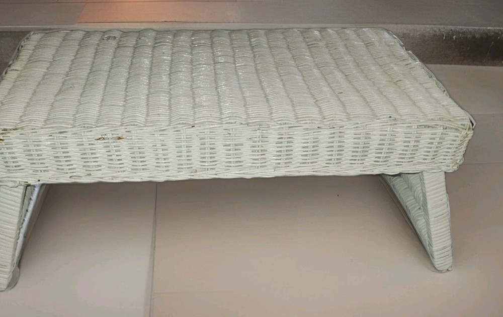 Vintage White Wicker Rattan Bed Tray Breakfast Tea Cottage VTG Bed Tray Beach