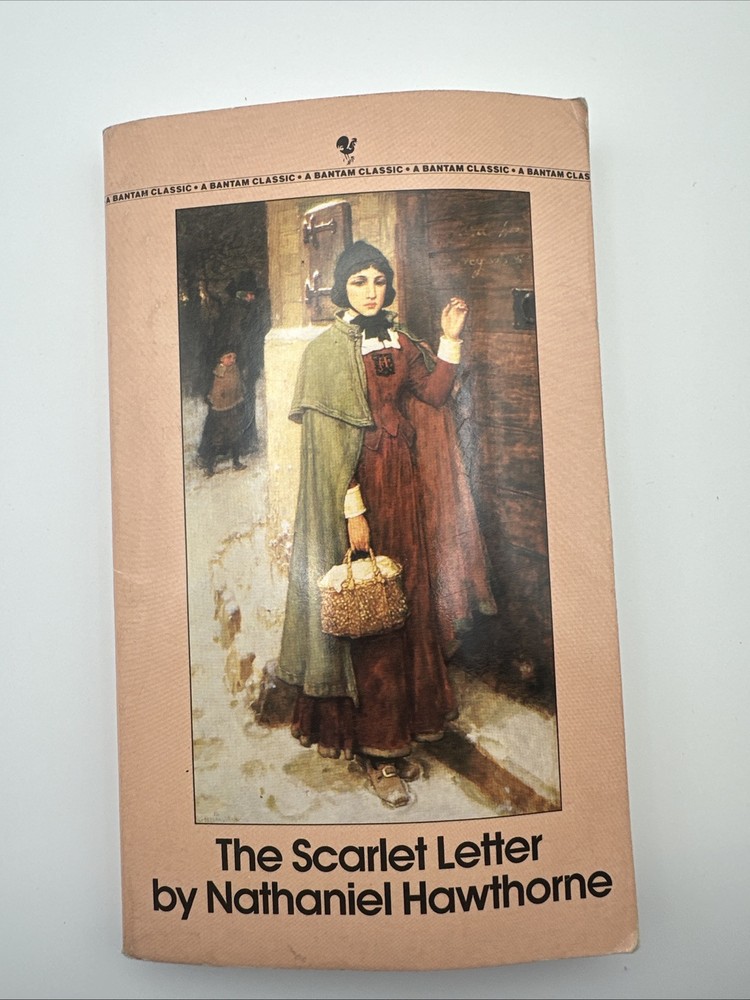 The Scarlet Letter Paperback