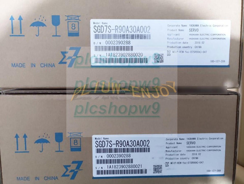 1Pc New Yaskawa Servo Driver Sgd7S-R90A30A002