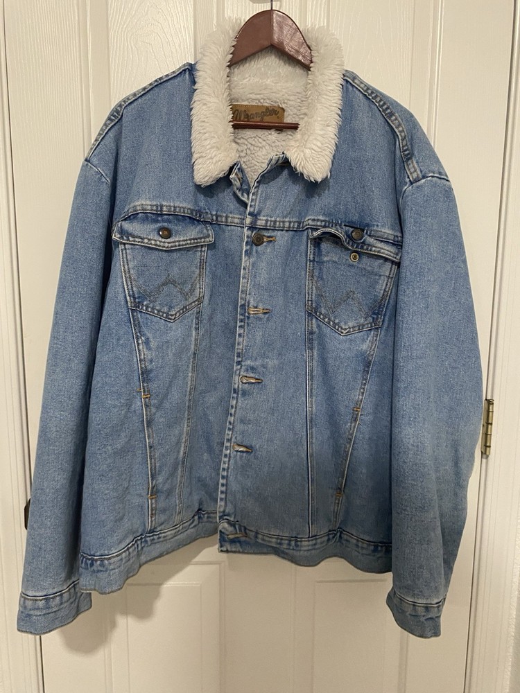 Wrangler Men's Sherpa Lined Blue Denim Jacket Button Closure Mid-Length Western