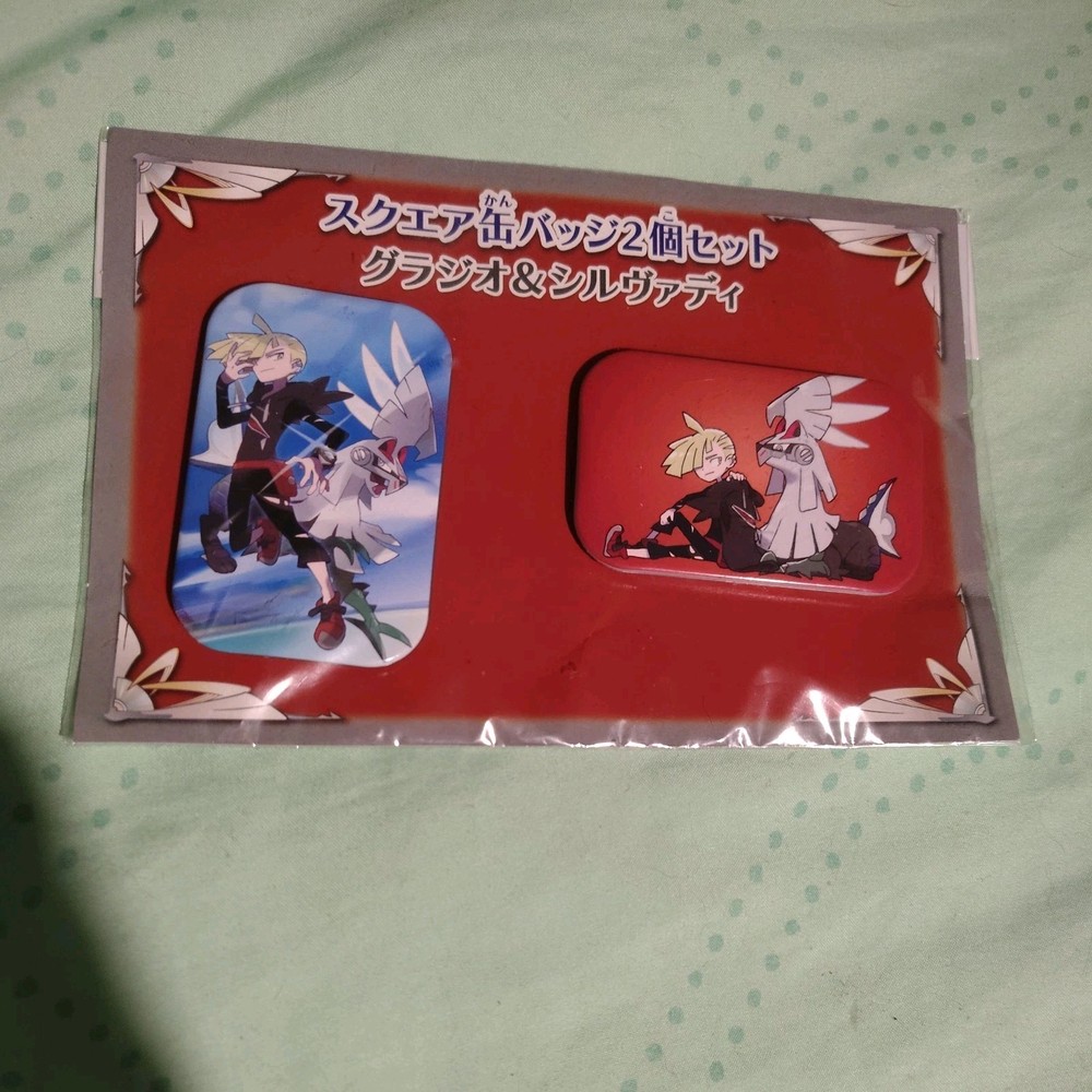 Gladion & Silvally Square can badge pin set Pokemon Sun Moon Pokemon Center 2017