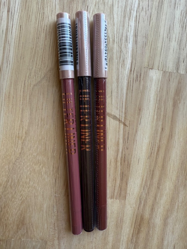Maybelline Lifter Lifting Lip Liner with Hyaluronic Acid and Jojoba Oil-image