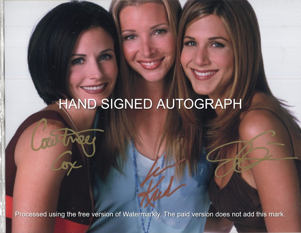 Friends Tv Show Female Cast Autographed 8 1/2 X 11 Photo / Coa