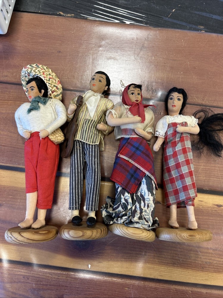 Lot Of (4) Mexican Folk Art Dolls 10