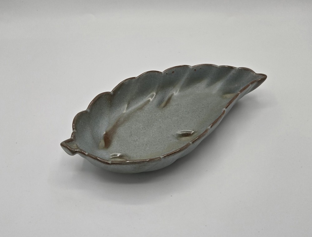 Vintage Leaf Shaped Frankoma Pottery Footed Nut Candy Dish Gray Green #225