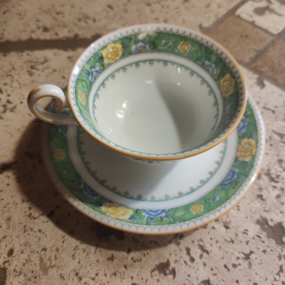 ROYAL DOULTON ENGLAND TIFFANY & COMPANY NEW YORK Tea cup and Saucer