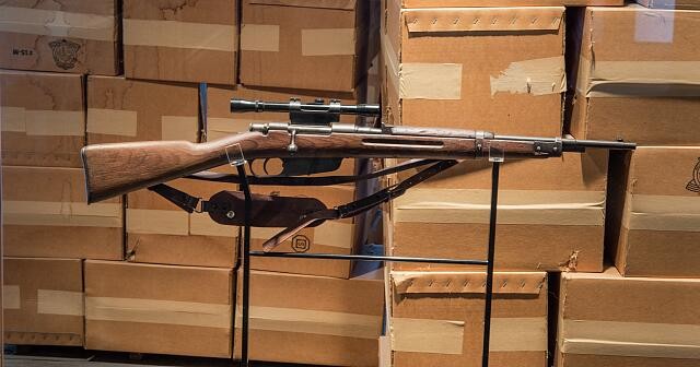Dallas Texas Lee Harvey Oswald Carcano M91/38 Rifle Exhibit 2014 1963 JFK