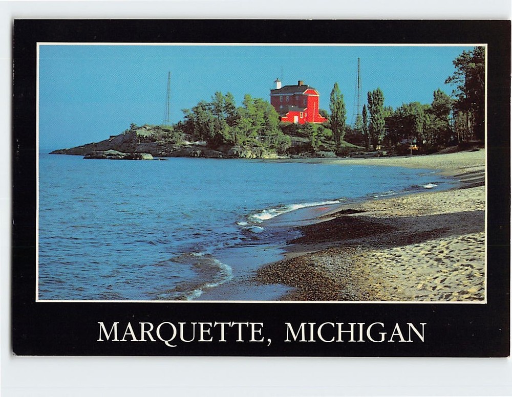 Postcard Marquette Harbor Lighthouse Michigan USA