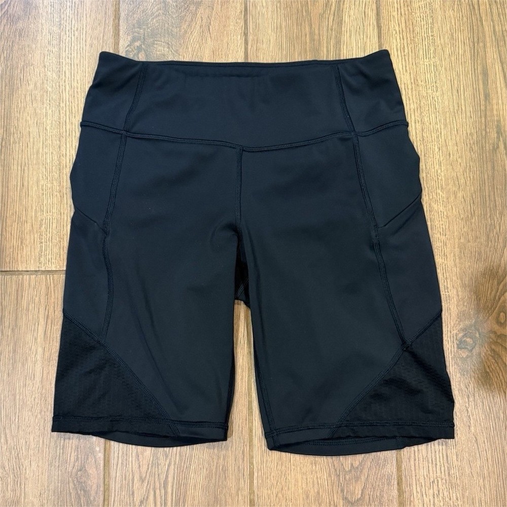 Athleta Women's Biker Shorts Black Pockets Stretch Breathable Size S