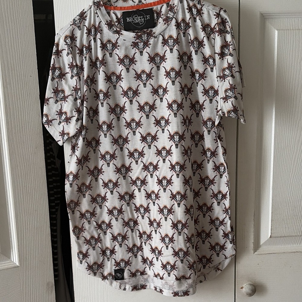 Brooklyn Standard Men's White Western Longhorn Skull Graphic Tee Crew Neck M