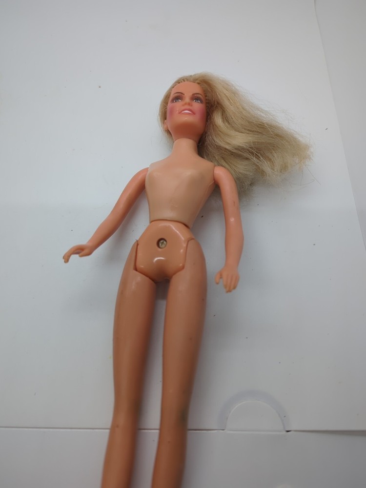 Vintage Spelling Goldberg Production Farah Fawcett 9