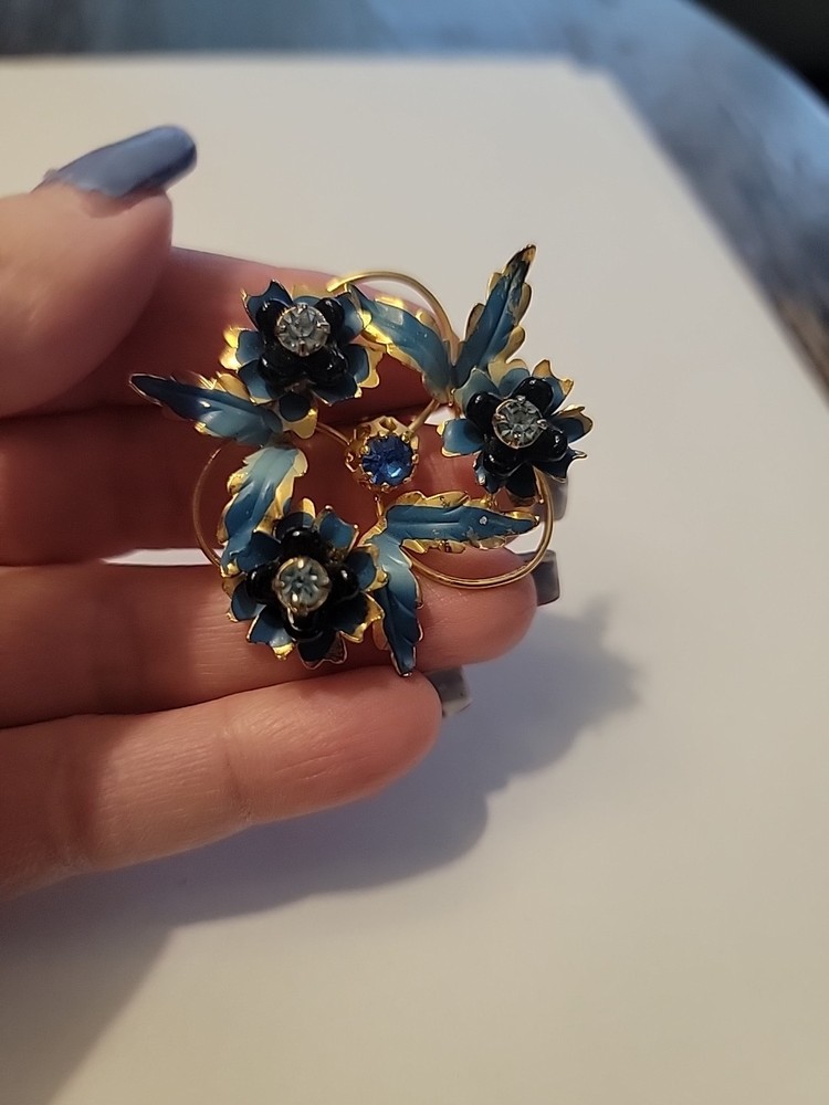 Vintage Austria Blue Enamel Flower Floral Rhinestone Gold Tone Cluster Brooch