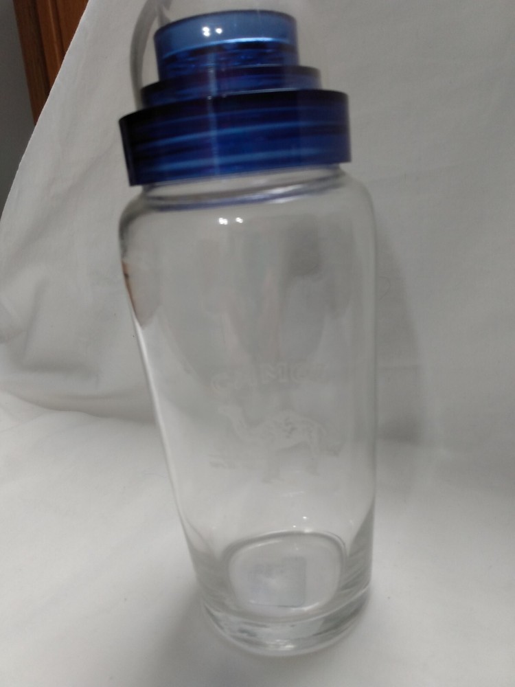 Camel Cigarette Glass Cocktail Martini Shaker Clear Glass with Blue strainer lid