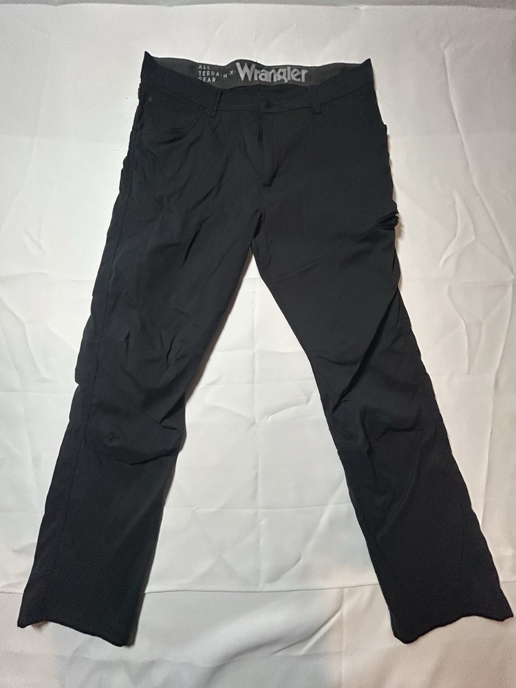 Wrangler Men's Black Straight Pants 36x30 All Terrain Gear Lightweight Zip