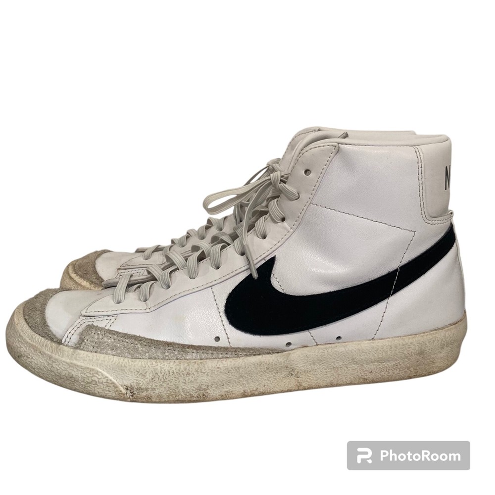 Nike Women's Size 11 Blazer Mid 77 CZ1055-100 White Casual Shoes Sneakers