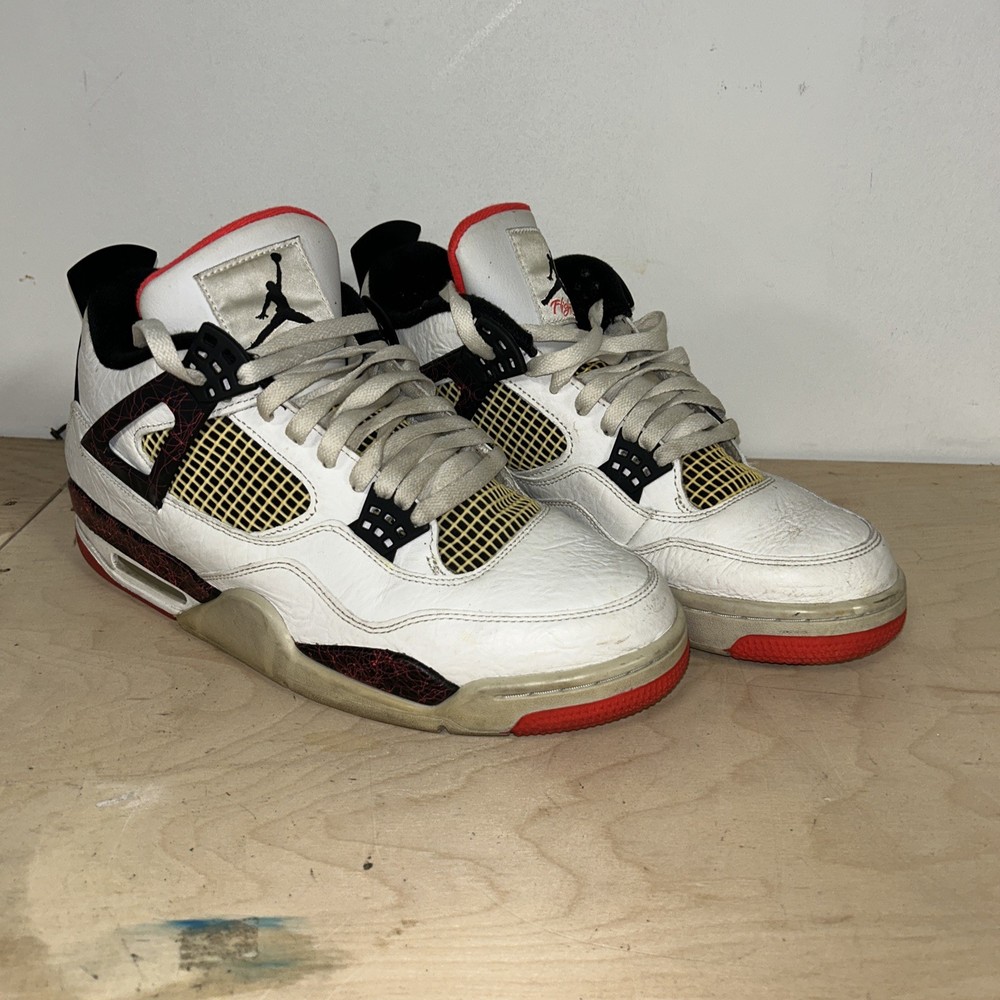 Air Jordan 4 Retro