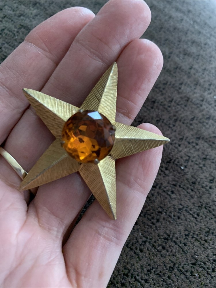 Vintage Gold tone Star Brooch citrin rhinestone