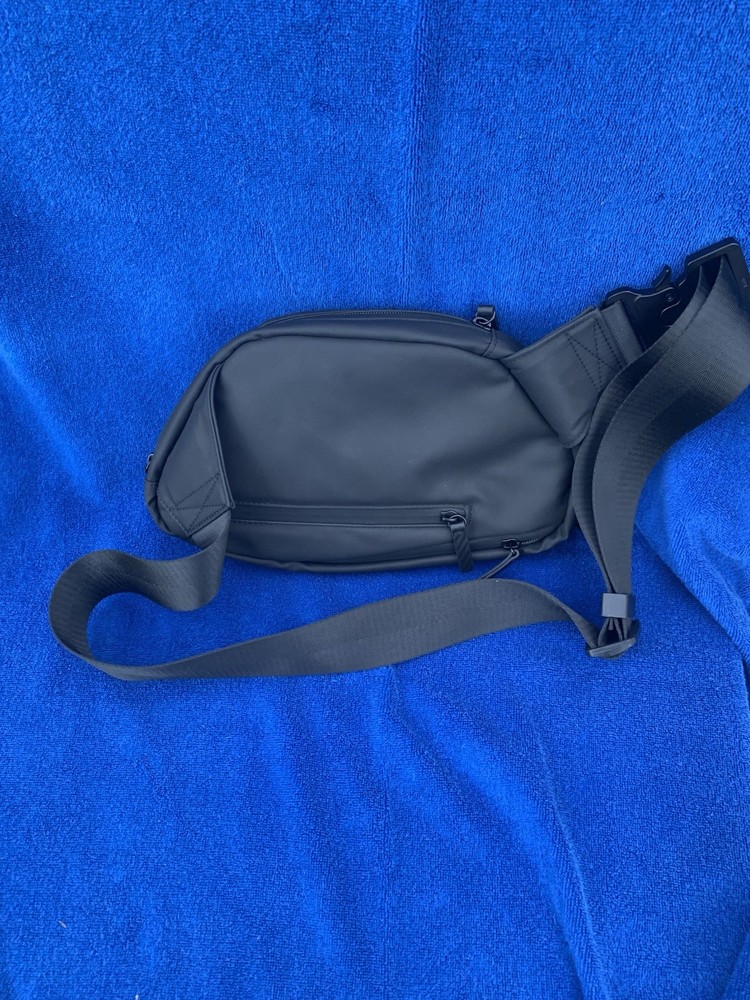 Men's Black Leather Crossbody Sling Bag Cowhide Adjustable Strap Shoulder Bag