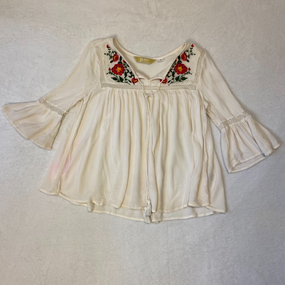 R1893 White Boho Floral Peasant Top Medium Stained