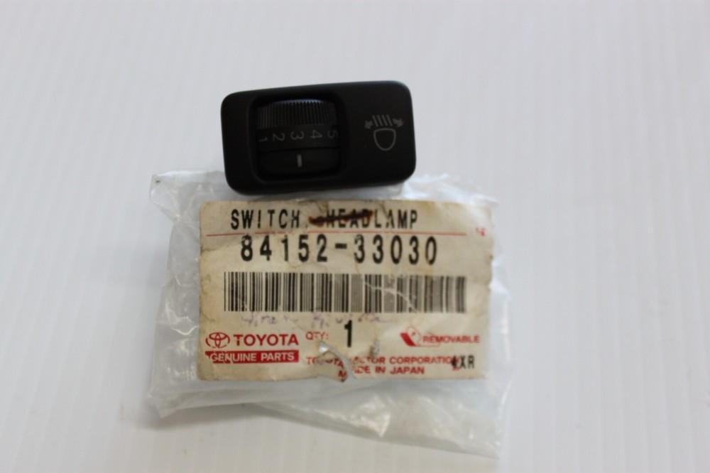 Toyota 84152-33030 Switch, Headlamp Leveling