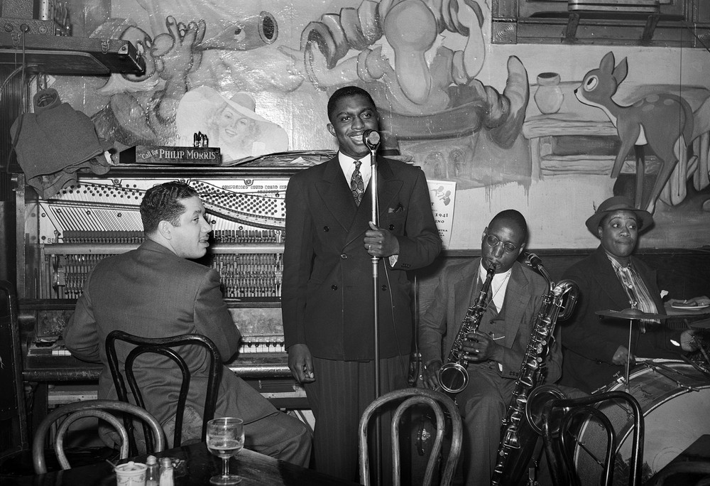 1941  Band, Chicago Illinois Old Photo 13