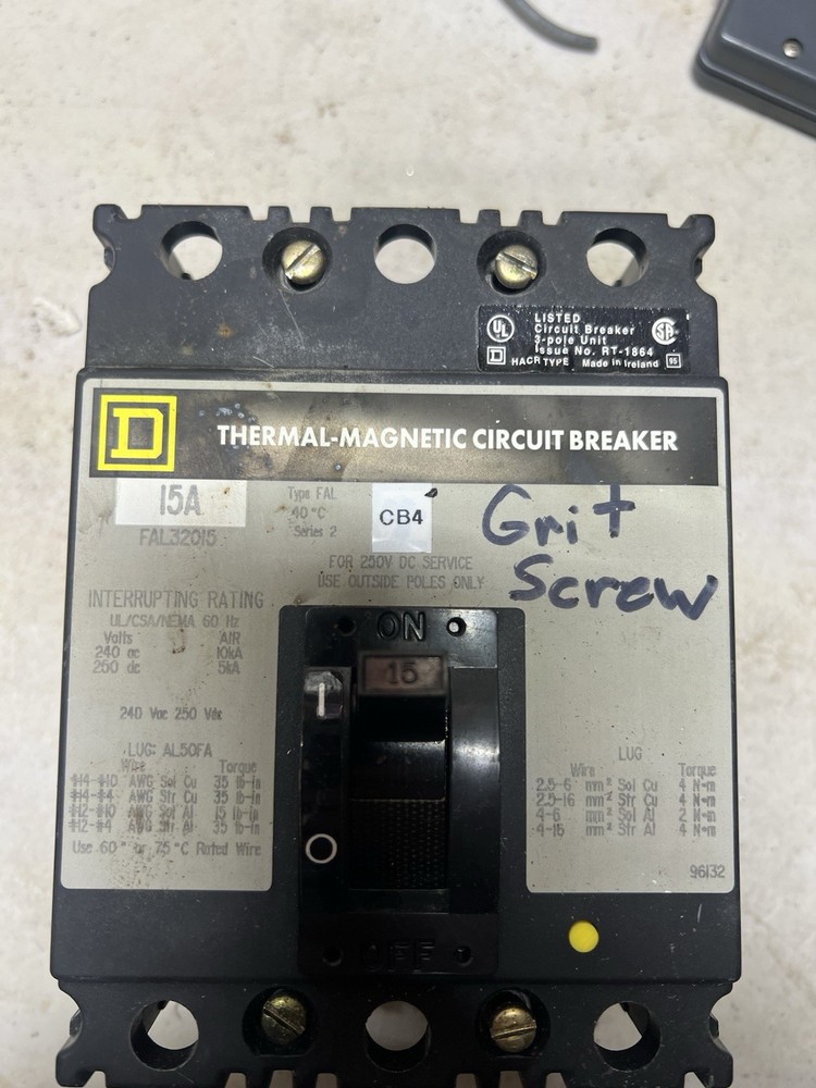 Square D Circuit Breaker Fa32015 15Amp 240Volt 3Pole