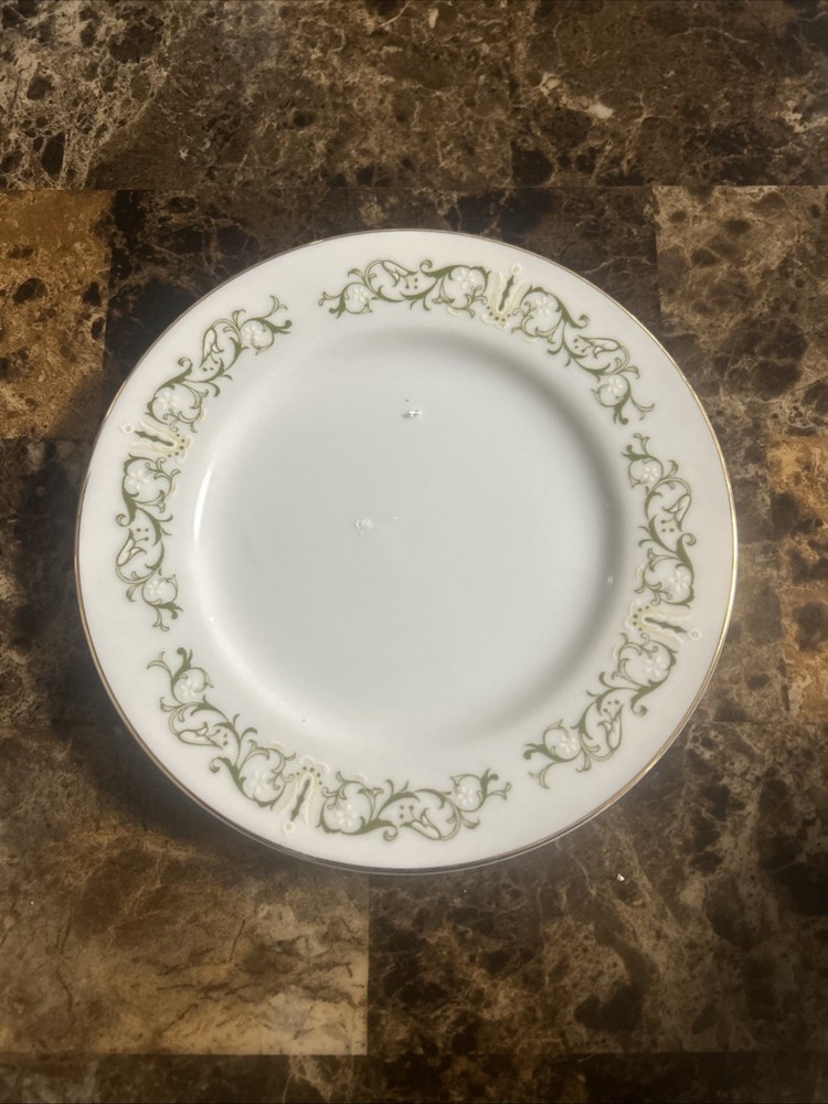 Fine China of Japan BELL FLOWER #2999 White Flowers Green Scrolls Bread plate