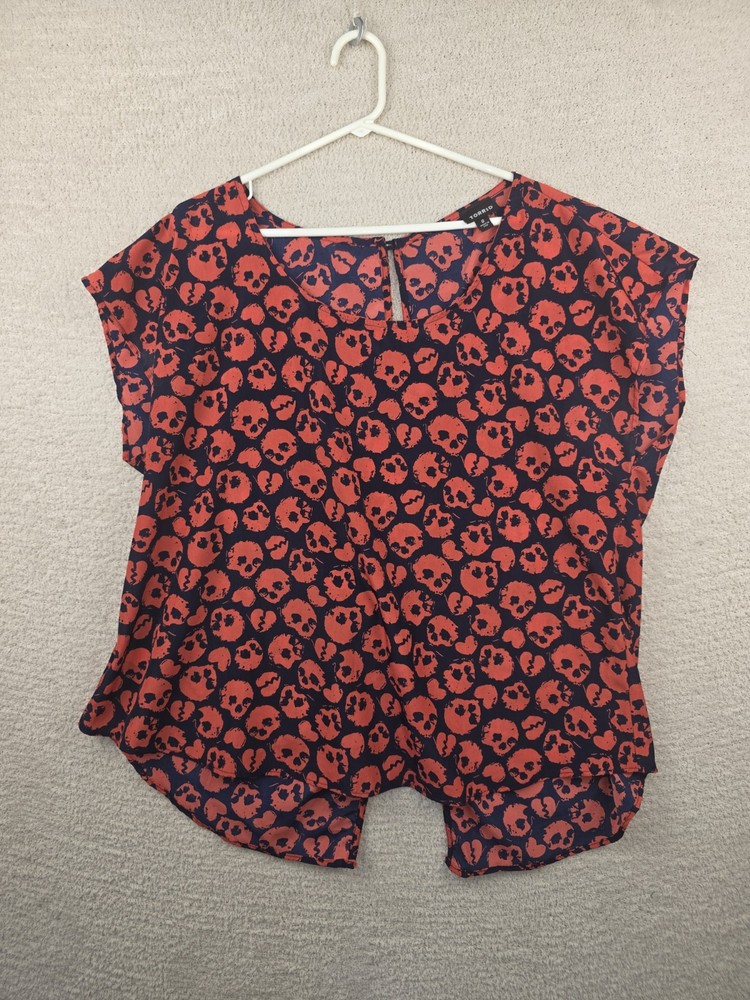 Torrid Skull Print Sleeveless Blouse Size 0 Gothic-Lite Punk Edgy Rockabilly