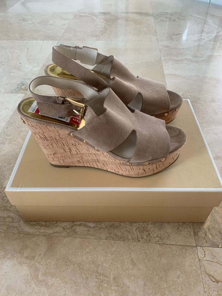 Michael Kors Womens Wedge Heel Shoes Carina Size 9.5 Dark Khaki NIB