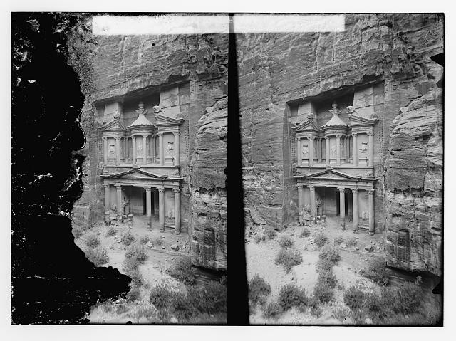 Photo:Petra Jordan 1900s Temple of El Khazne from Northeast