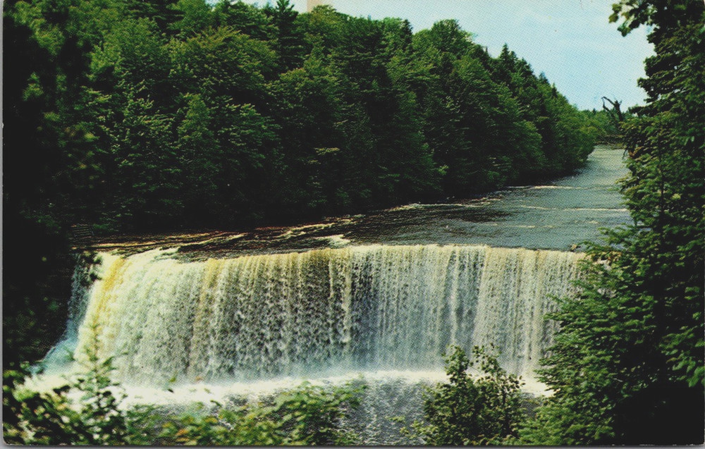 Upper Tahquamenon Falls, Goldern River, Michigan Upper Peninsula Postcard