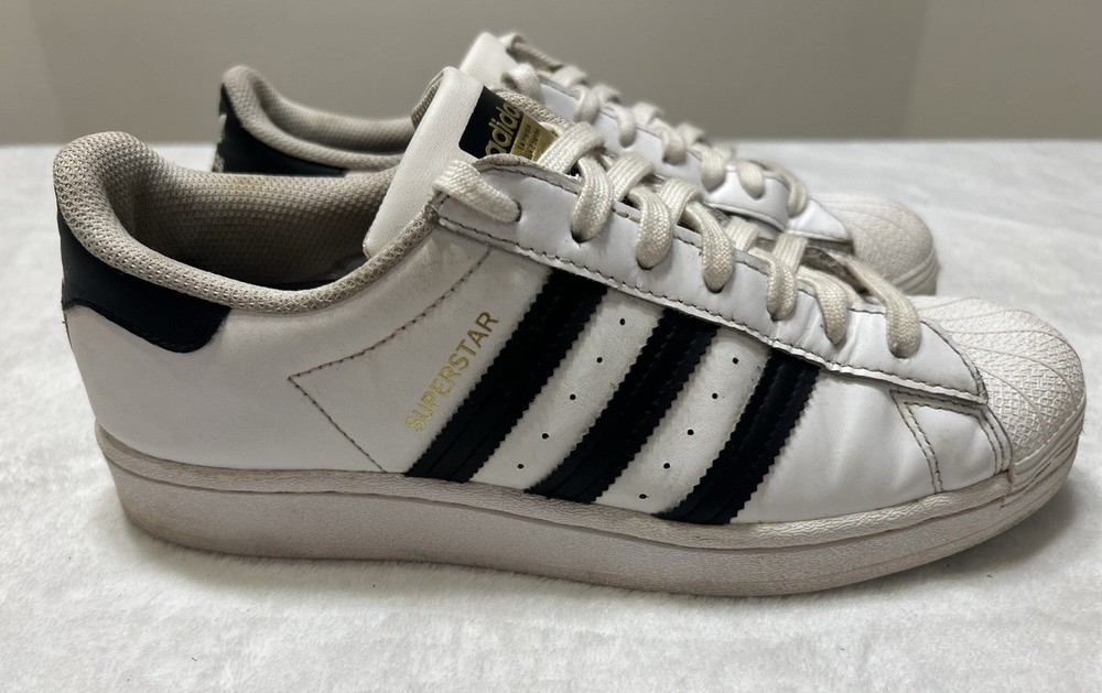 Adidas Women’s Shoes Superstar Size 9 FV3284 White Casual  Sneakers