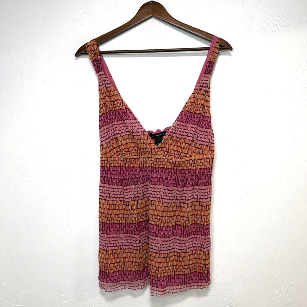 New York & Company Women's Pink V-Neck Sleeveless Abstract Tank Blouse Top Large
