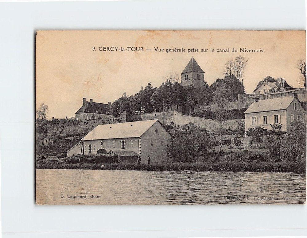 Postcard Vue générale prise sur le canal du Nivernais Cercy la Tour France