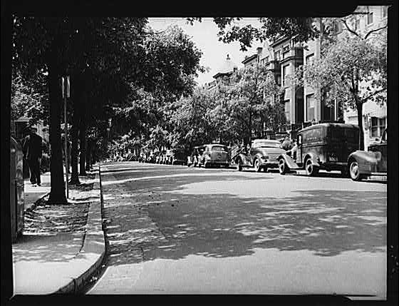 Photo:Washington DC 1940s Gasoline Shortage Street Parked Cars