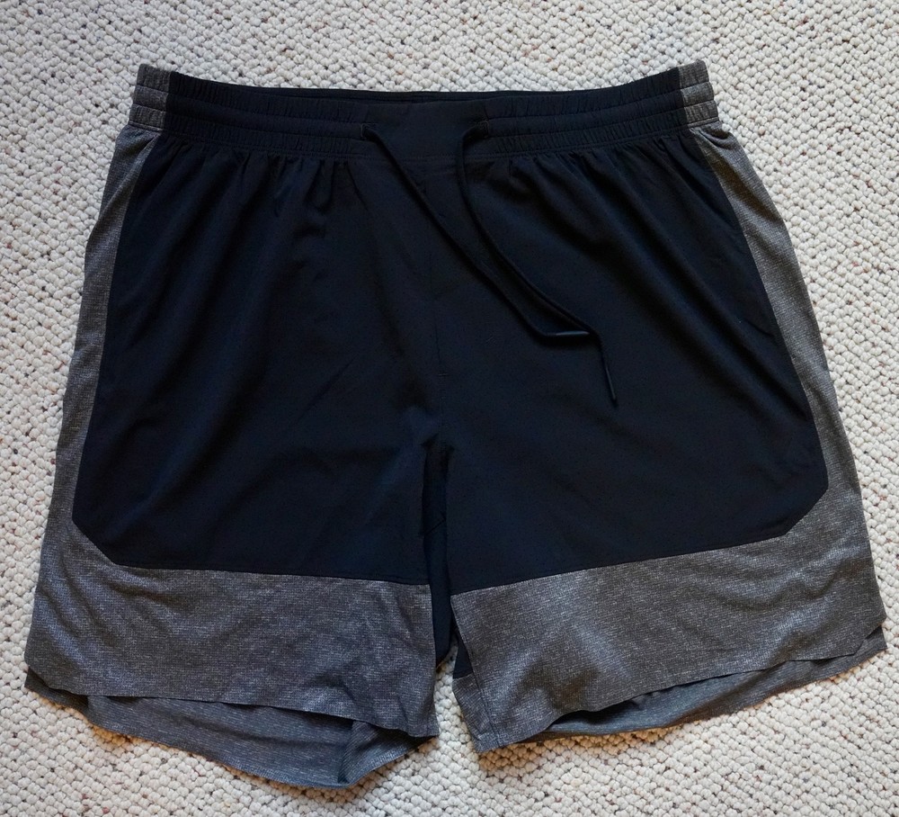 lululemon shorts men large black and gray