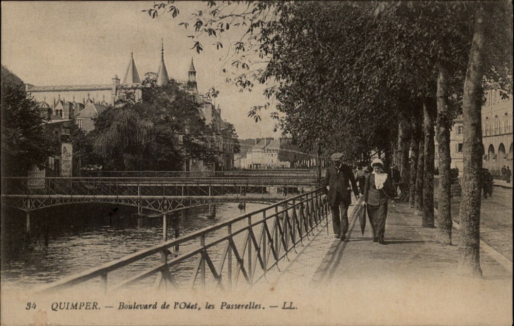Boulevard de Fohet Quimper Brittany France vintage postcard s103
