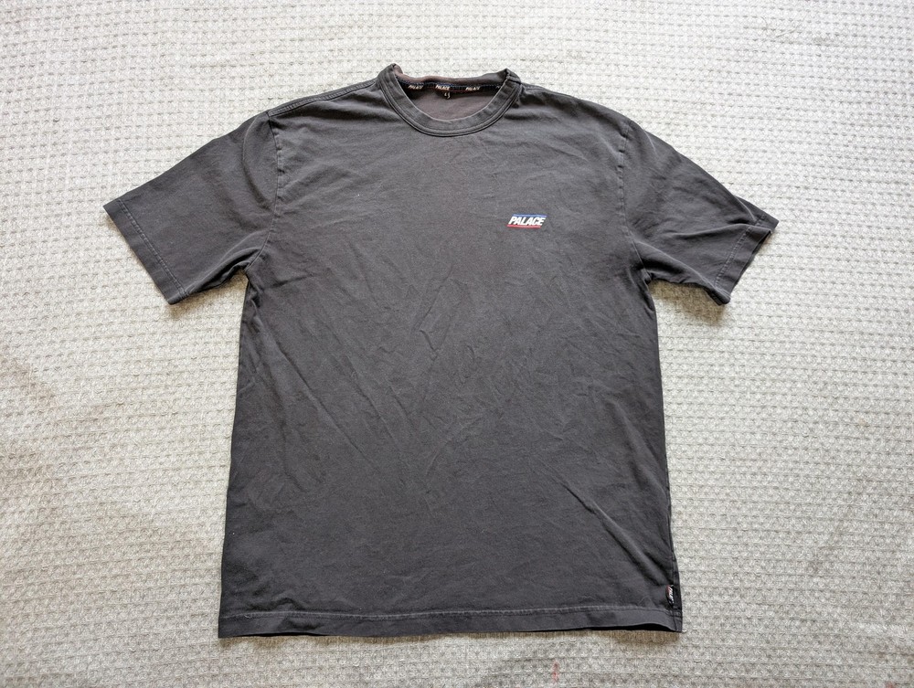 Palace Skateboards Shirt Mens Large Gray Basically A T-Shirt Chest Logo Tee