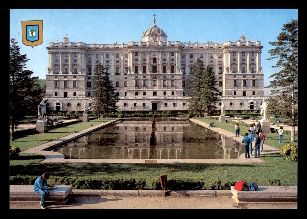 Vintage Postcard Royal Palace of Madrid Spain Palacio Real Garden Pond Chrome