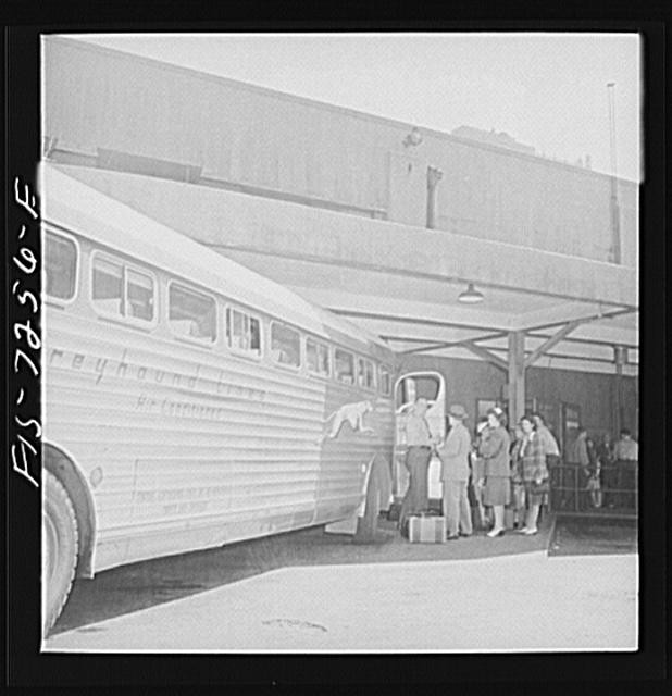 Photo:New York NY 1940s Greyhound Bus Boarding Interstate Travelers