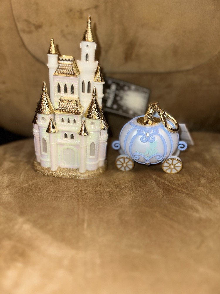 Bath & Body Works Disney Cinderella Castle Scented Plug & Pocketbac Sanitizer  