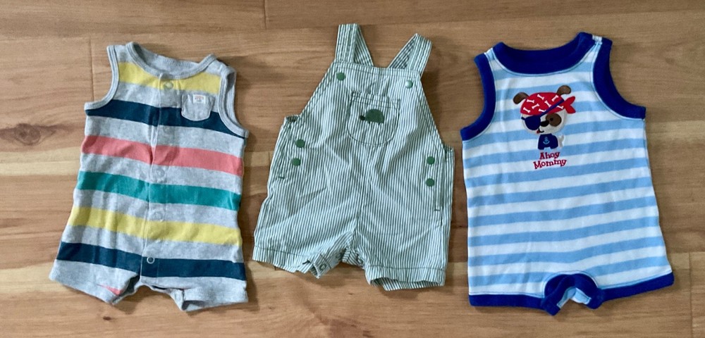 Carter’s & First Moments 3 Baby Boy Rompers Size Newborn