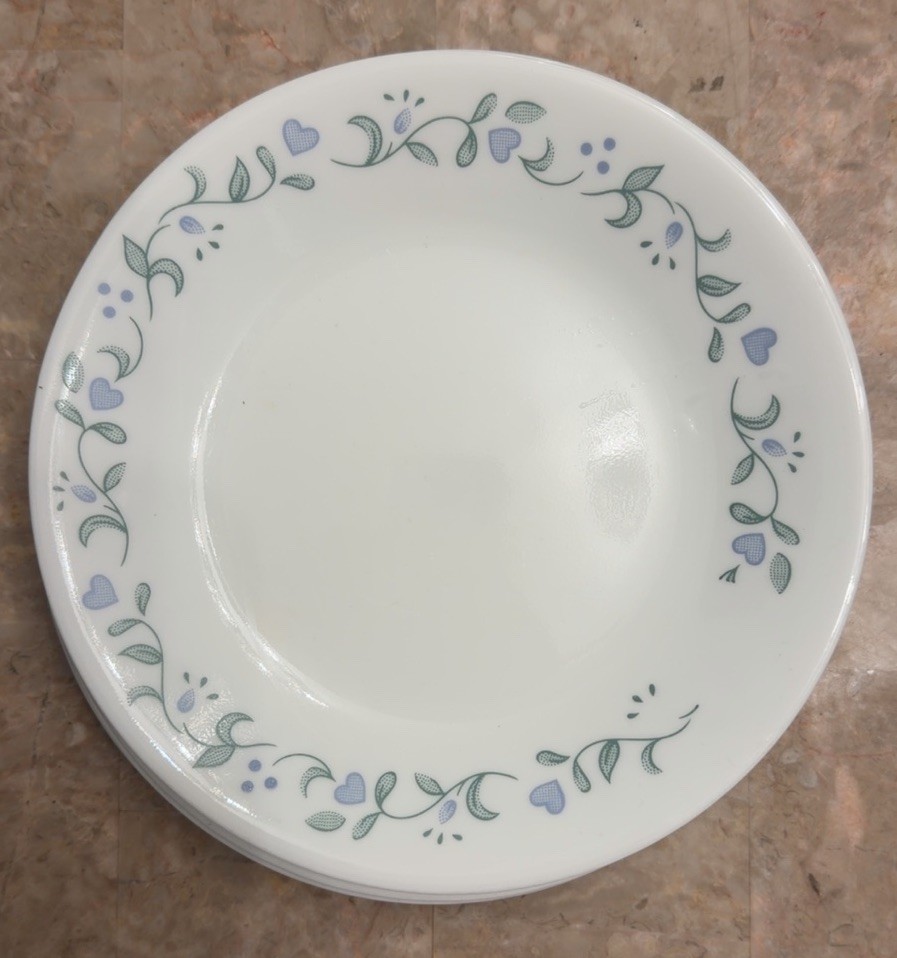 Corelle Vintage “country cottage” Round Dinner Plate. NEVER USED!   set of 8
