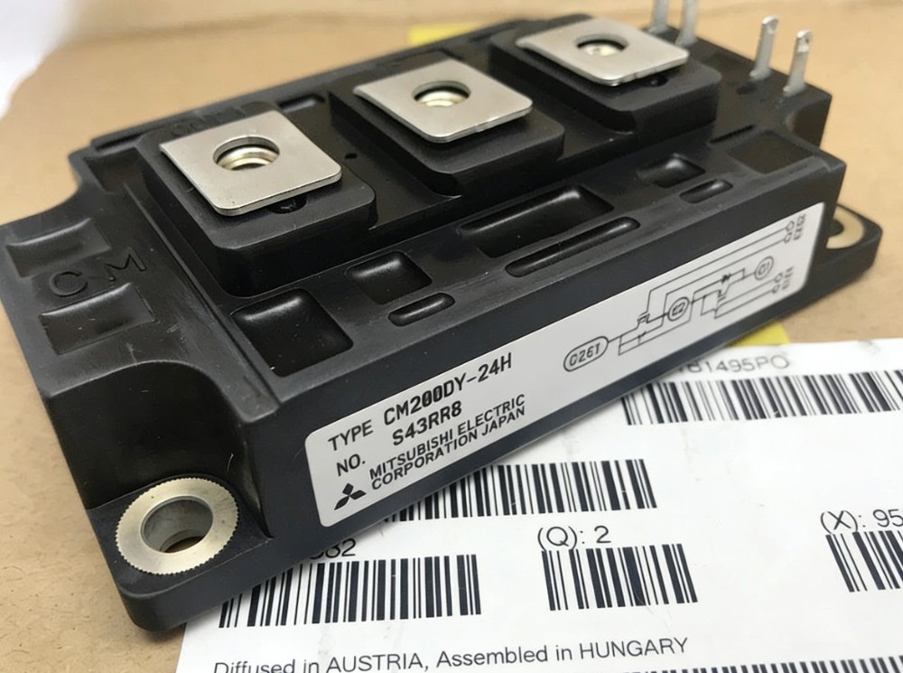 1PCS Brand NEW MITSUBISHI Module CM200DY-24H CM200DY24H Quality Assurance 100%