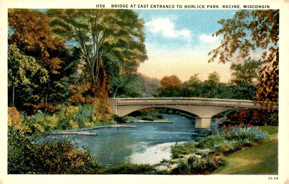 Bridge at East Entrance to Horlick Park, Racine, Wisconsin Postcard