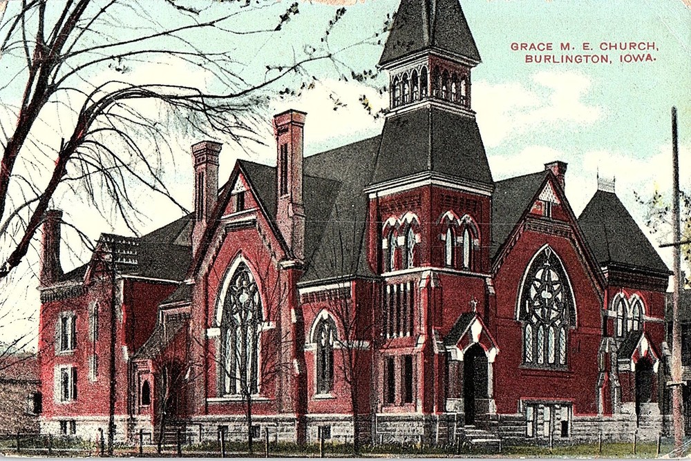 Postcard CHURCH SCENE Burlington Iowa IA m/09 AI4827