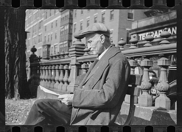 Photo:Manchester New Hampshire 1936 Man in Park Reading Bench