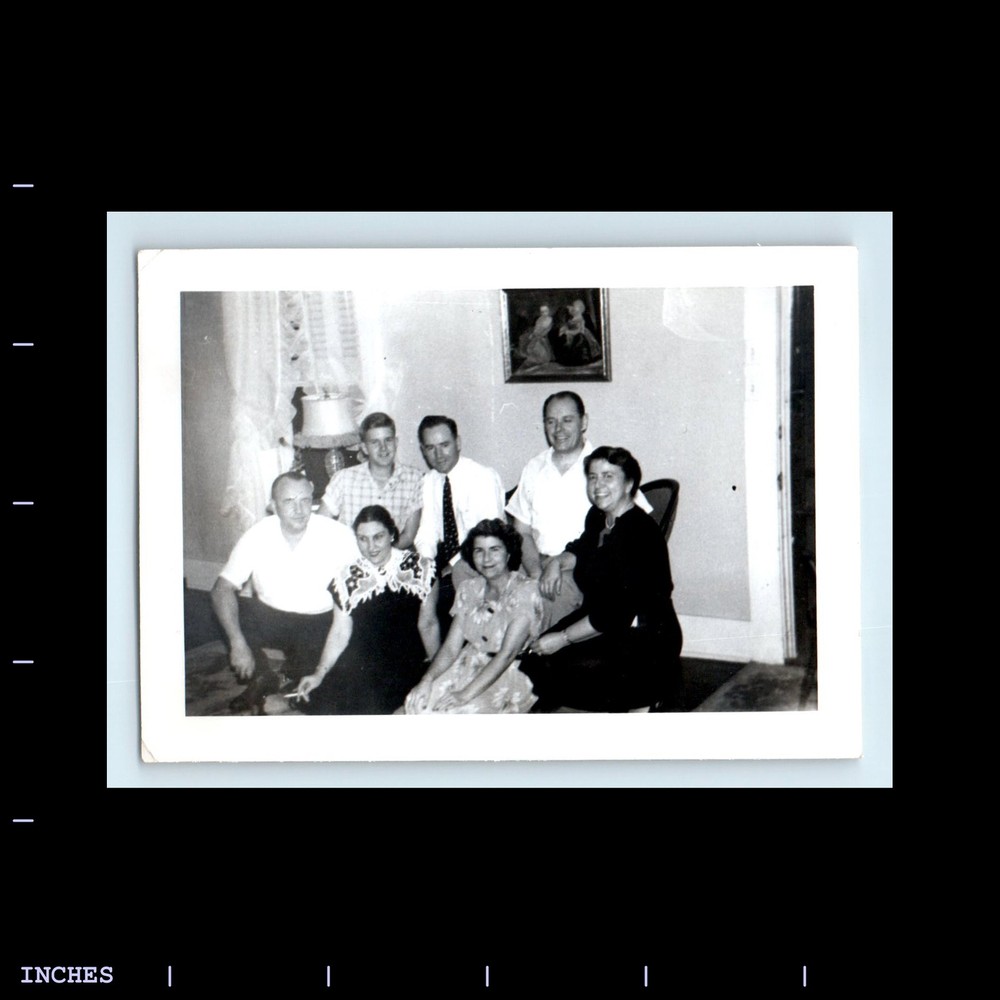 Old Vintage Photo MEN WOMEN IN LIVING ROOM