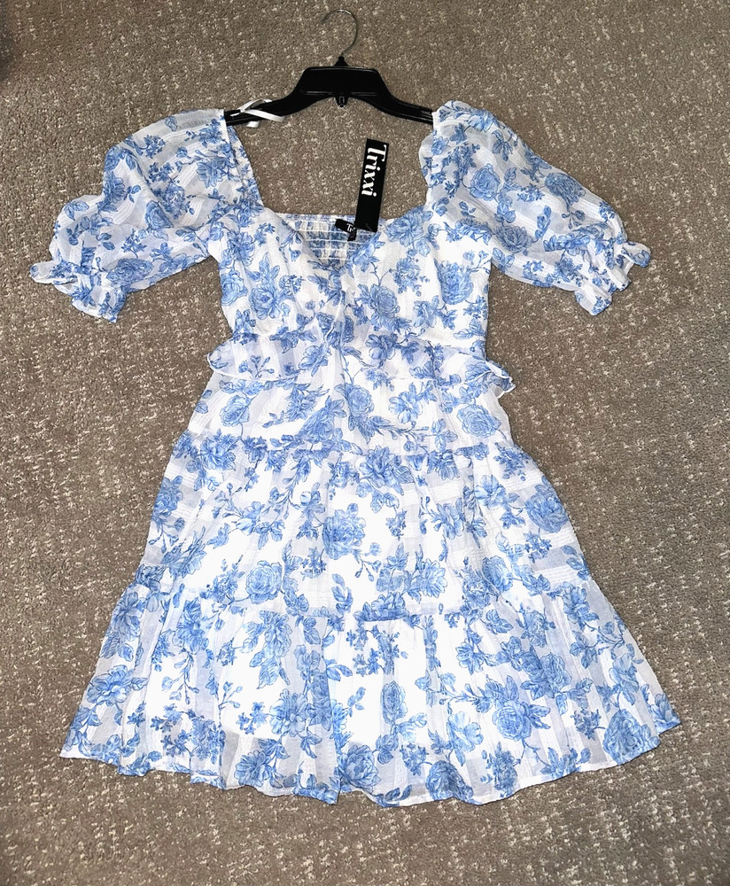 Trixxi White Blue Floral Dress XS Tiered Ruffle Puff Sleeve Smocked Back NWT!